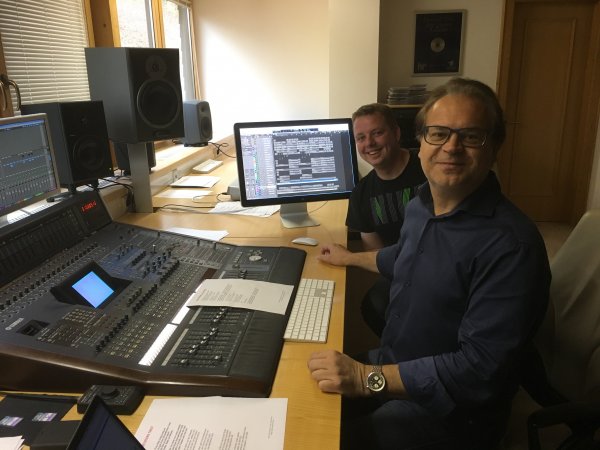 Im Studio bei Hellywood Music